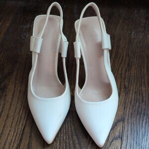 Women's Pointed Slingback Pumps in Light Pink